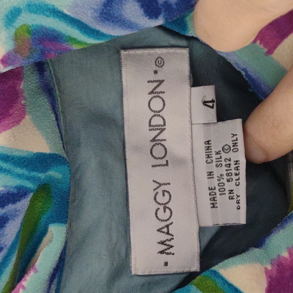 VTG 90's Maggy London 100 Percent Silk‎ geometric pattern Maxi Dress Size 4 - Picture 3 of 6